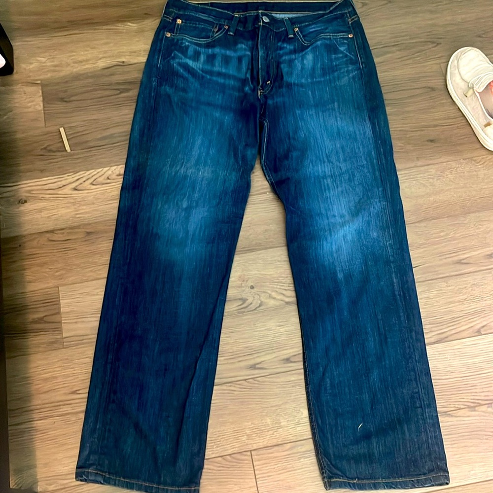 Levi jeans